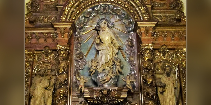 Amigos de la Beata Mar&iacute;a Ana de Jes&uacute;s colaboran con el hospital de IFEMA