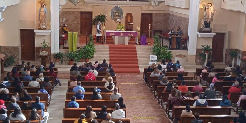 La parroquia San Vicente de Paúl, 70 años dando identidad al barrio: «Son muchos años de encuentros, celebraciones y experiencias compartidas»