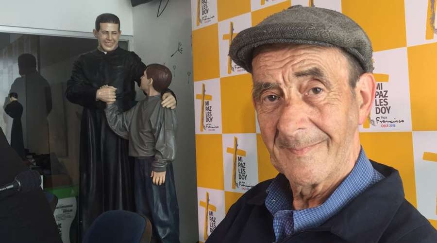 Anciano comparte su esperanza de ver pronto al Papa en Chile