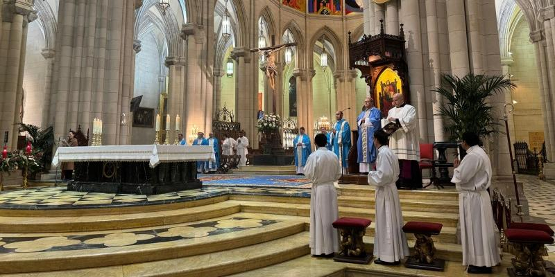 El obispo Jes&uacute;s Vidal invita a vivir la alegr&iacute;a y la gracia en la vigilia de la Inmaculada: &laquo;Mar&iacute;a es imagen de la Iglesia y de cada uno de nosotros&raquo;