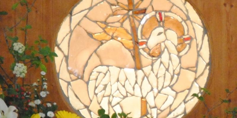 Las Hermanitas del Cordero celebran una vigilia de oraci&oacute;n como preparaci&oacute;n a la solemnidad del Corpus Christi