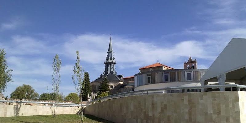 Santa Teresa Benedicta de la Cruz despide el curso pastoral con una excursión a la Aguilera