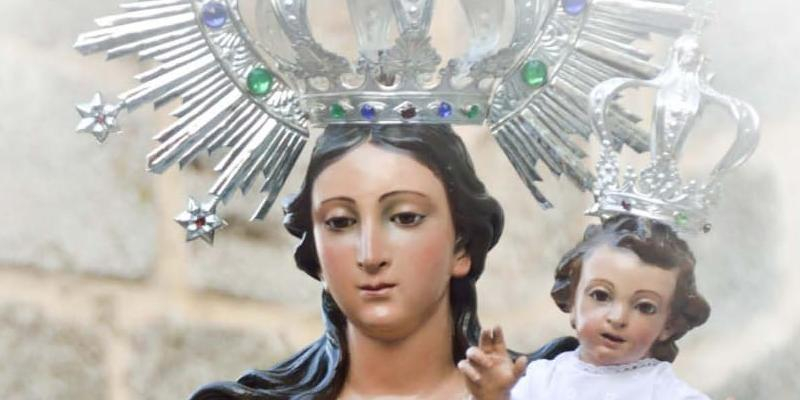 José Francisco García preside en Asunción de Nuestra Señora de Colmenar Viejo un triduo en honor a la Virgen del Carmen