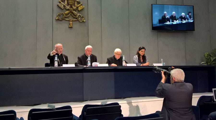 Vaticano presenta documento para una educaci&oacute;n al servicio del bien com&uacute;n