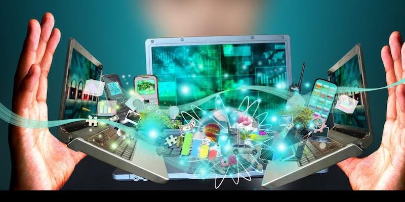 Javier Urbano diserta sobre 'Las goteras de la comunicaci&oacute;n' en el monasterio de San Antonio de La Cabrera