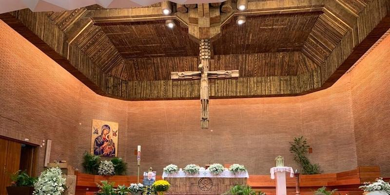 El cardenal Osoro asiste en Sant&iacute;simo Redentor a un concierto de m&uacute;sica sacra a beneficio de Hait&iacute;