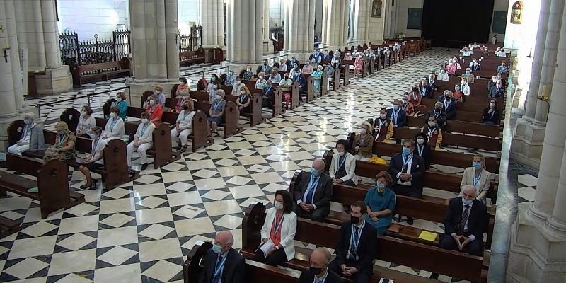 El cardenal Osoro subraya que la Virgen alienta a ser &laquo;cuidadores de quienes se acercan a nuestro lado&raquo;