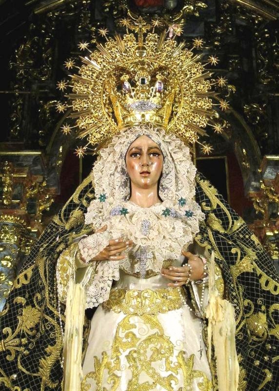 Se reanuda la Eucarist&iacute;a de los primeros domingos de mes con ni&ntilde;os y j&oacute;venes de la Hermandad de la Macarena