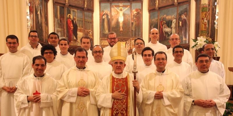 El arzobispo de Madrid preside el rito de admisión a Órdenes en el Seminario Conciliar