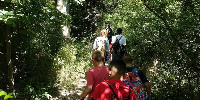 Los jóvenes de Cañada Real se van de campamento a Cercedilla con Cáritas Diocesana de Madrid