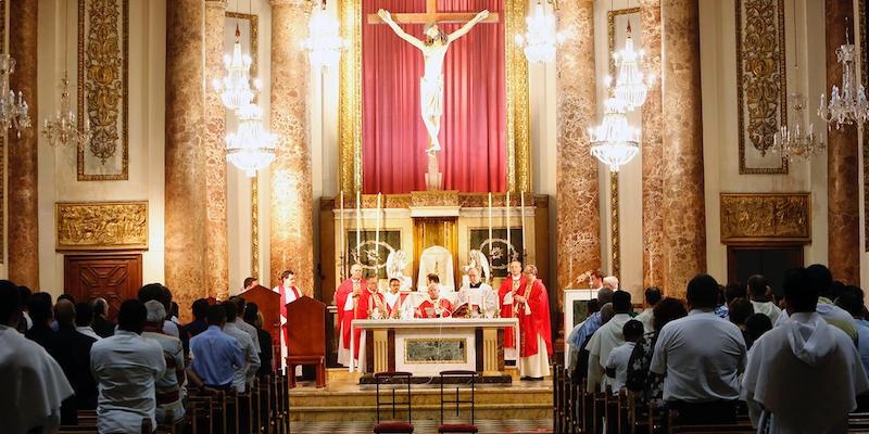 Cardenal Ca&ntilde;izares: &laquo;En estos momentos es clave la unidad y comuni&oacute;n con el Papa Francisco para anunciar el Evangelio&raquo;