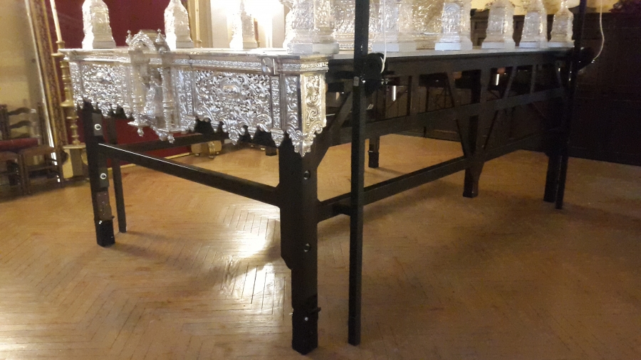 La Hermandad de la Esperanza Macarena estrena nueva parihuela para el paso de palio