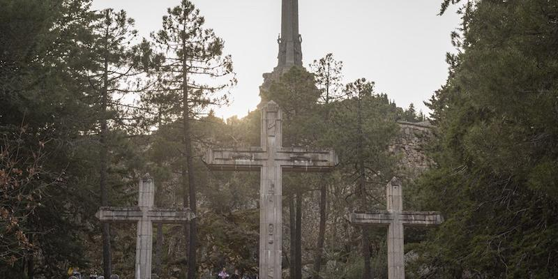 La abad&iacute;a benedictina de Santa Cruz organiza en octubre un v&iacute;a crucis por el recorrido monumental