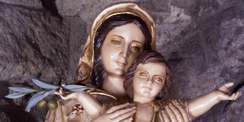 Fresnedillas de la Oliva despide el mes de mayo con una romería en honor a la Virgen de la Oliva