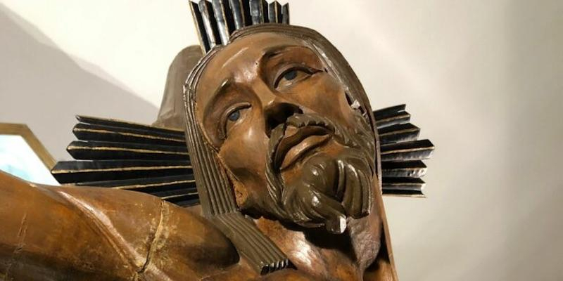 El Sant&iacute;simo Cristo de la Expiraci&oacute;n y la Soledad procesionan en Barajas en la tarde del Viernes Santo