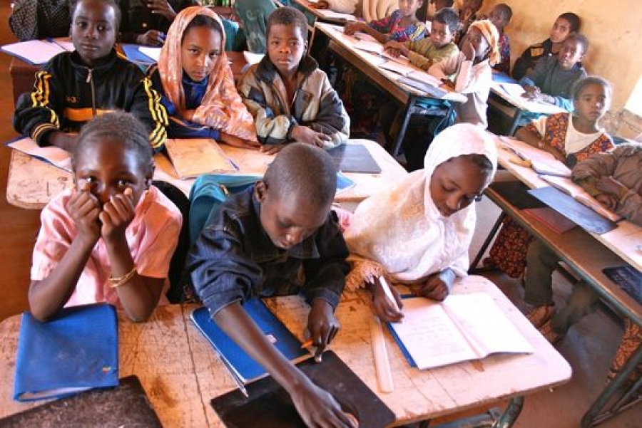 60 a&ntilde;os de la escuela de la misi&oacute;n de Dogondoutchi, en N&iacute;ger