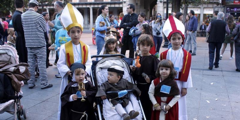 Fiesta de la Vida en San Ignacio de Loyola, de Torrelodones, en la solemnidad de Todos los Santos