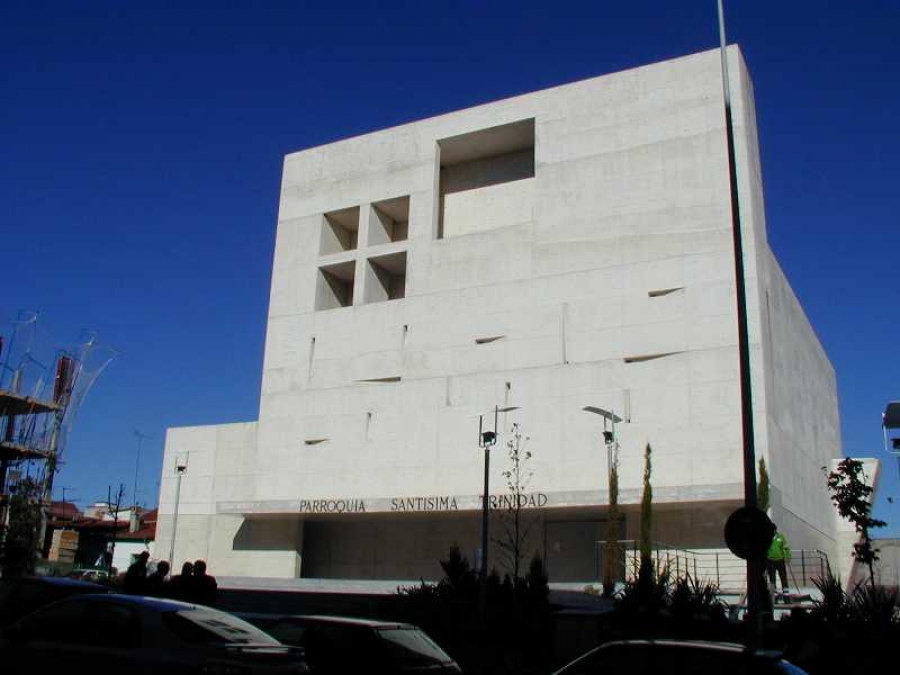 La parroquia Santísima Trinidad, de Collado Villalba, celebra la vigilia de la Inmaculada con el canto del Akazistós