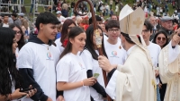 El cardenal Cobo, en la misa de la pradera de San Isidro: &laquo;&iquest;Qu&eacute; necesita de verdad Madrid? &iquest;M&aacute;s ruido o m&aacute;s alma? &iquest;M&aacute;s enfrentamiento o m&aacute;s vecinos capaces de mirarse como hermanos?&raquo;