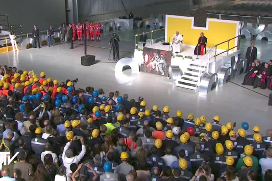 Francisco en ILVA, G&eacute;nova: &laquo;No hay que temer a los empresarios sino a los especuladores&raquo;