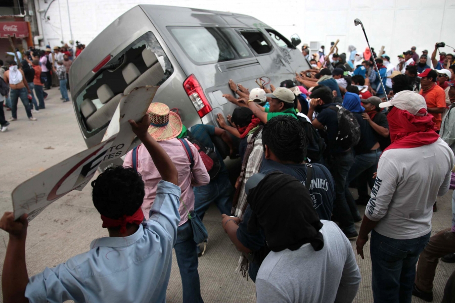 &iquest;Cu&aacute;l es la soluci&oacute;n para la violencia en M&eacute;xico? Obispo responde