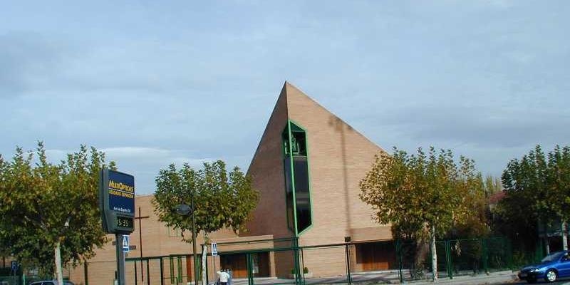El vicario episcopal de la VII participa en la reuni&oacute;n del consejo de pastoral de Santa Mar&iacute;a de Majadahonda