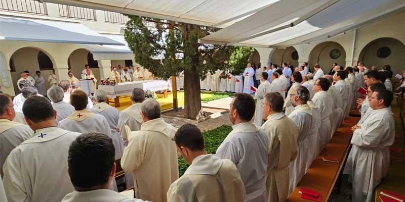 El cardenal Cobo, a los sacerdotes en la fiesta de Jesucristo Sumo y Eterno Sacerdote: «No somos dispensadores de servicios religiosos, sino discípulos enviados a entregar la vida»