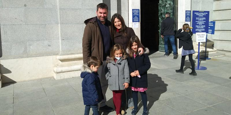 El arzobispo, en la clausura de la Semana del Matrimonio: «Urge la presencia del matrimonio y la familia cristiana»