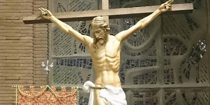 El Cristo del Camino realiza su estación de penitencia en el Lunes Santo en su 25 aniversario