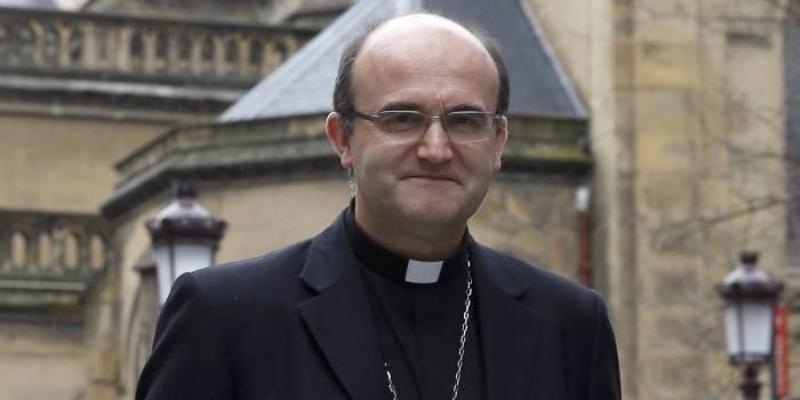 Monseñor Munilla interviene en una mesa redonda sobre la defensa de las raíces cristianas de Europa