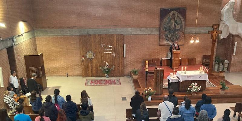 El grupo Kerigma impartió este sábado un retiro como preparación a la solemnidad de Pentecostés