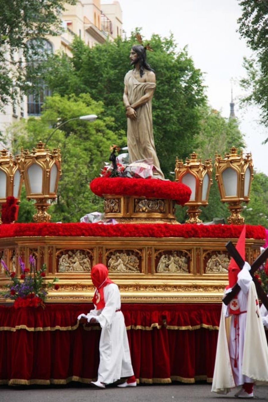 El Divino Cautivo recorre procesionalmente las calles de la ciudad el Jueves y el Viernes Santo