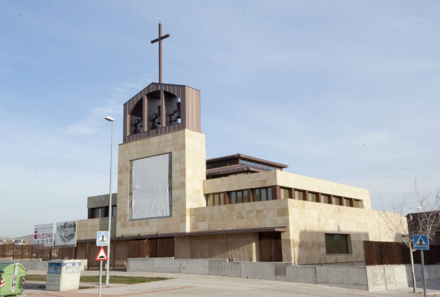 La parroquia San Lucas Evangelista celebra '24 horas para el Se&ntilde;or'