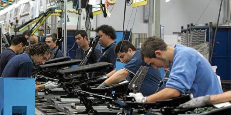 C&aacute;ritas Vicaria VIII participa en la 4&ordf; edici&oacute;n Feria de Empleo de Tetu&aacute;n