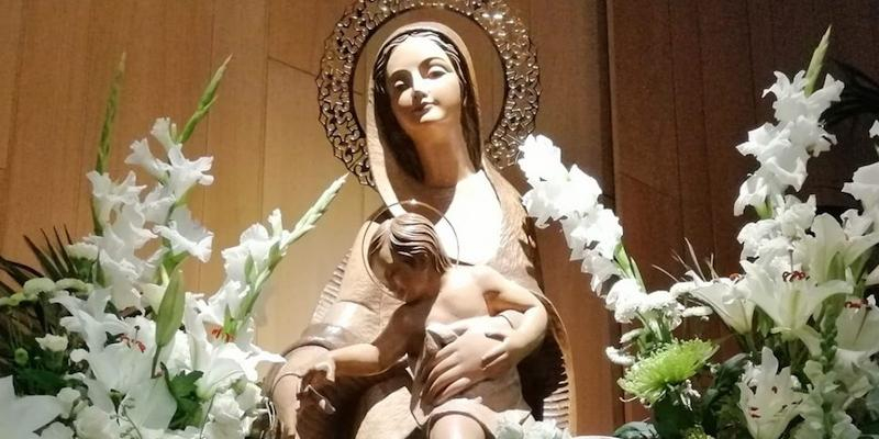 El cardenal Osoro administra la Confirmaci&oacute;n a adolescentes en Nuestra Se&ntilde;ora de la Misericordia