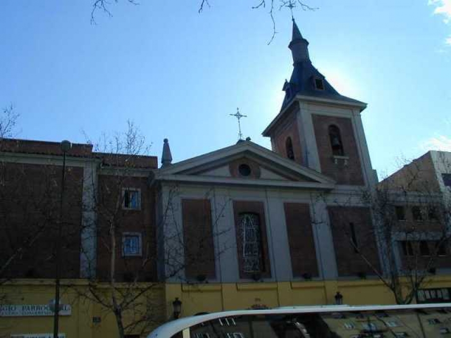 La Adoraci&oacute;n Nocturna celebra un encuentro eucar&iacute;stico en N&ordf; S&ordf; del Rosario de F&aacute;tima