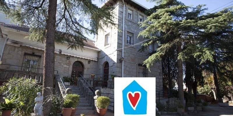 La residencia parroquial Santa Mar&iacute;a de los &Aacute;ngeles de Torrelodones conmemora a su titular con una Misa solemne