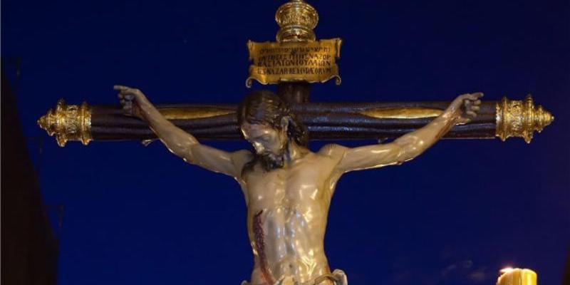 Los Estudiantes realizan su salida estacional el Domingo de Ramos desde la bas&iacute;lica pontificia de San Miguel