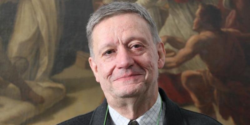 Jos&eacute; Luis Segovia imparte la formaci&oacute;n de este s&aacute;bado de los candidatos y aspirantes al diaconado permanente