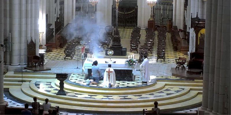 Monse&ntilde;or Montoya anima a los j&oacute;venes a afianzarse en la fe, que es don y tambi&eacute;n aceptaci&oacute;n