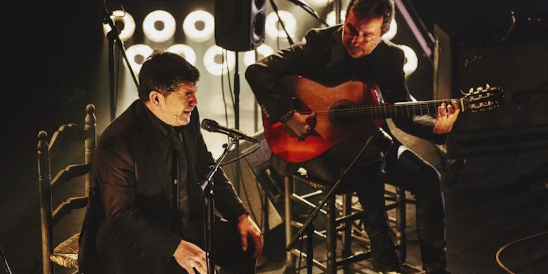 Tom&aacute;s de Perrate interpreta villancicos flamencos en Nuestra Se&ntilde;ora del Perpetuo Socorro