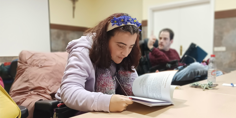 Isabel Cano, catequista para personas con discapacidad en Santa María Madre de Dios, ante la presentación del proyecto ‘La Palabra de Dios en Lectura Fácil’: «Con este proyecto queremos hacer una Iglesia más accesible»