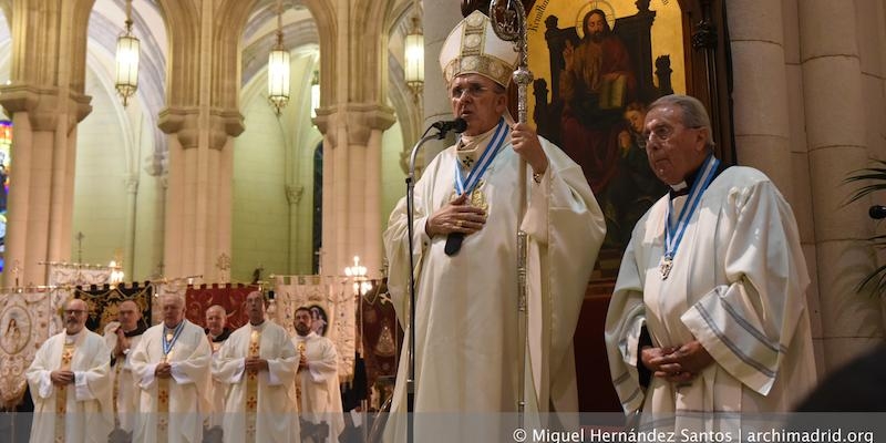 La Real Esclavitud de Santa María la Real de la Almudena celebra su fiesta anual en el marco del 25 aniversario de la catedral