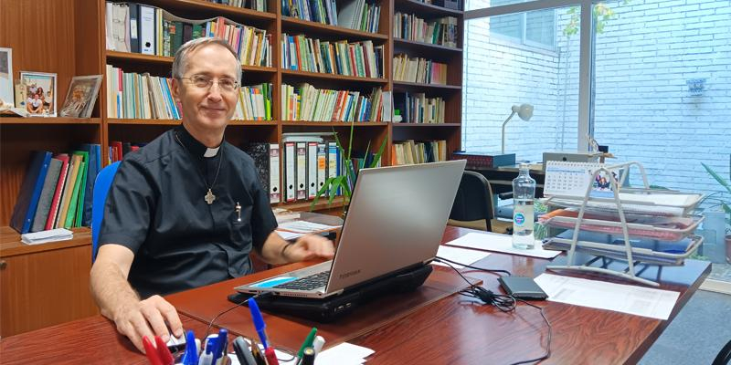Juan Antonio Sánchez, párroco de Nuestra Señora Reina del Cielo: «El consejo pastoral parroquial ayuda a salir del clericalismo»