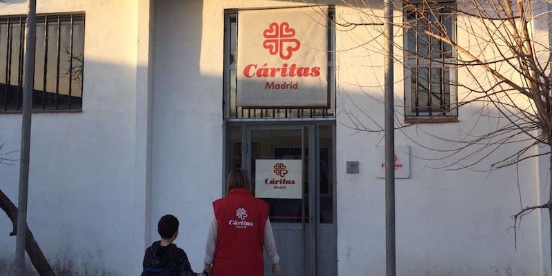 Los proyectos de Cáritas Diocesana de Madrid en Cañada Real acogen el foro de Participación Ciudadana del distrito de Villa de Vallecas