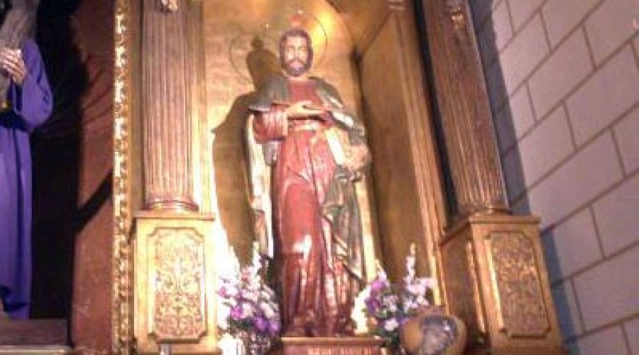 Unas 20.000 personas pasar&aacute;n hoy por la Iglesia de Santa Cruz a venerar a San Judas Tadeo