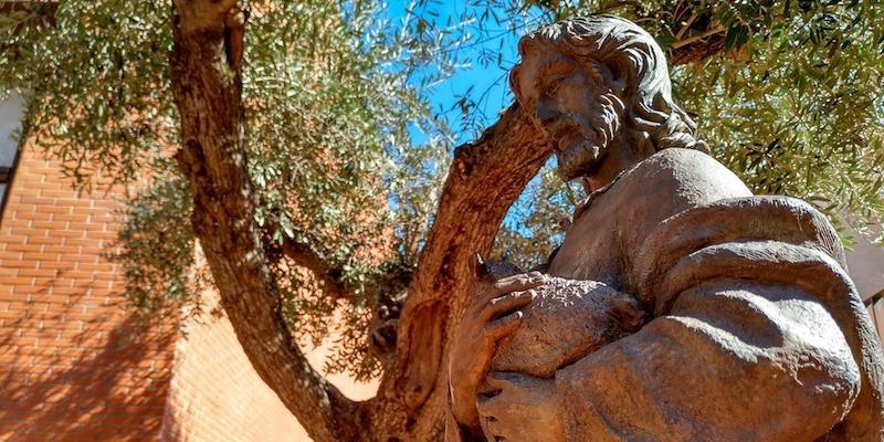 El cardenal Cobo celebra en Padre Nuestro la clausura de las bodas de oro de la erección canónica de la parroquia