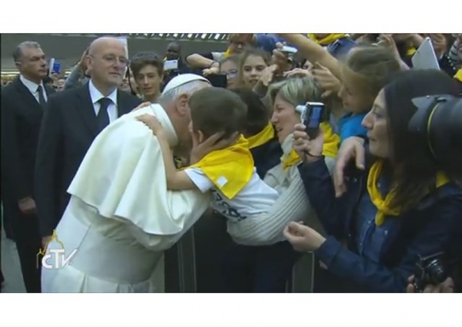 El Papa a los m&eacute;dicos misioneros: 'En estos lejanos lugares encuentren a Jes&uacute;s'