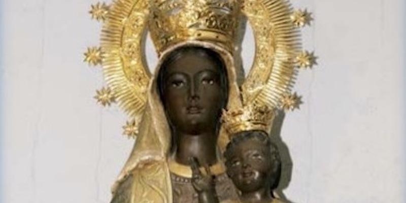 Nuestra Se&ntilde;ora de la Pe&ntilde;a y San Felipe Neri celebra su fiesta patronal marcada por las restricciones de la pandemia