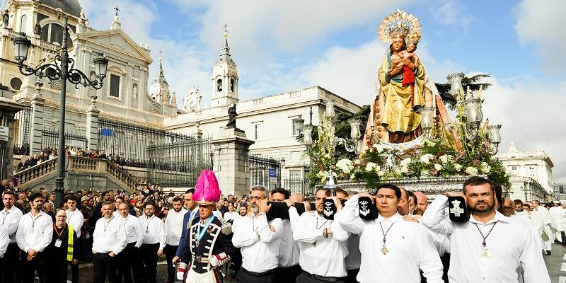 Festividad de la Virgen de la Almudena: «Caminamos en Madrid en esperanza con María queriendo ser luz para todo aquel que se acerque a nosotros»